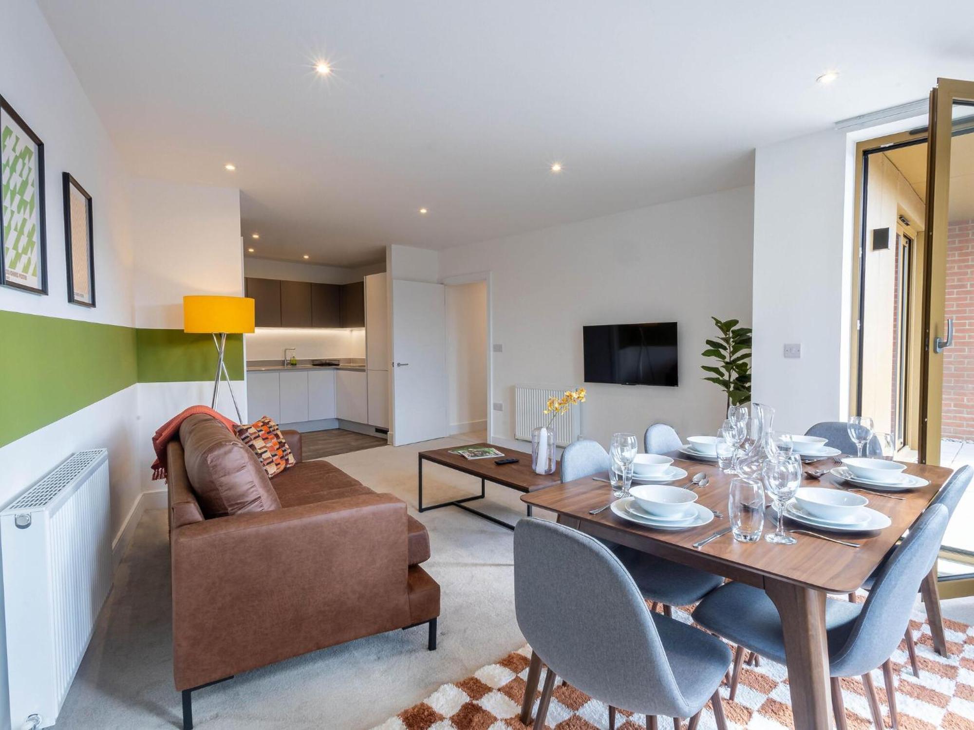 Modern Apartments With Balcony In Merton Near Wimbledon By Sojo Stay Митчам Экстерьер фото